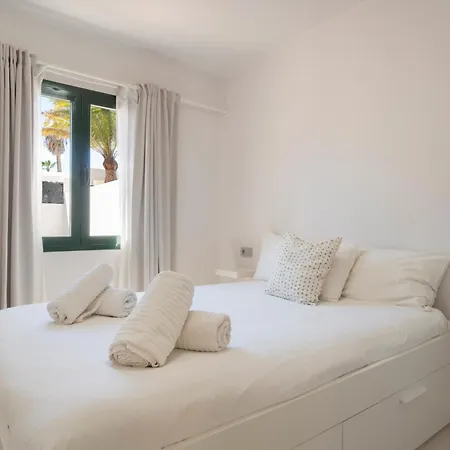 Lanzahost Casa Sunny Seafront Villa Costa Teguise Exterior photo